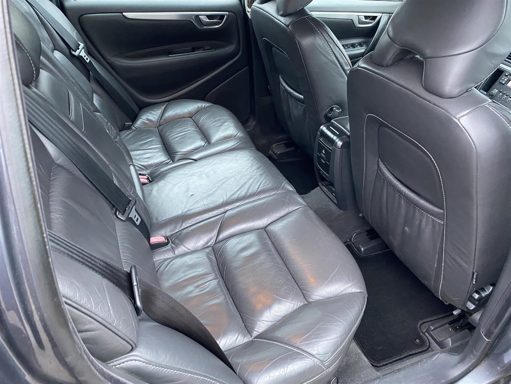 Billede af Volvo V70 2,4 Momentum 140HK Stc