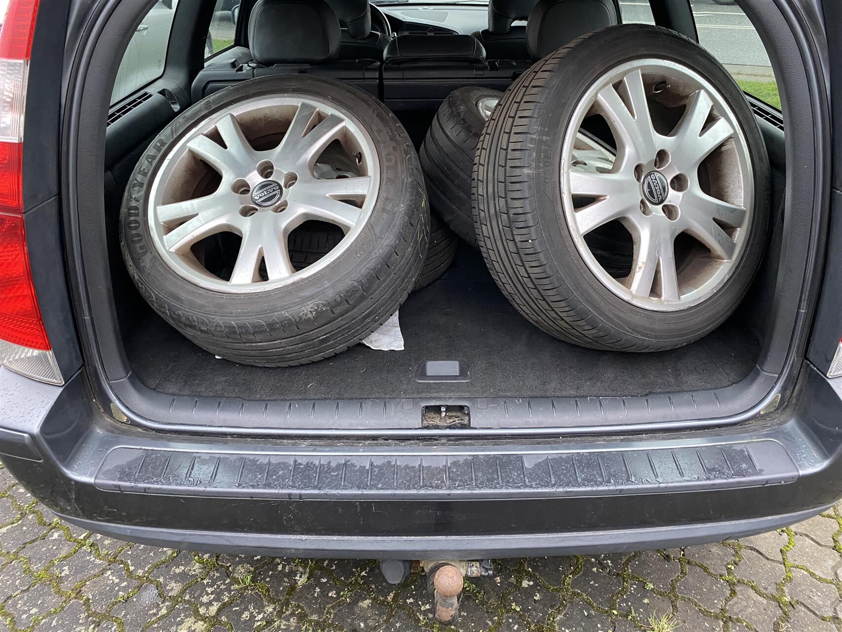 Billede af Volvo V70 2,4 Momentum 140HK Stc