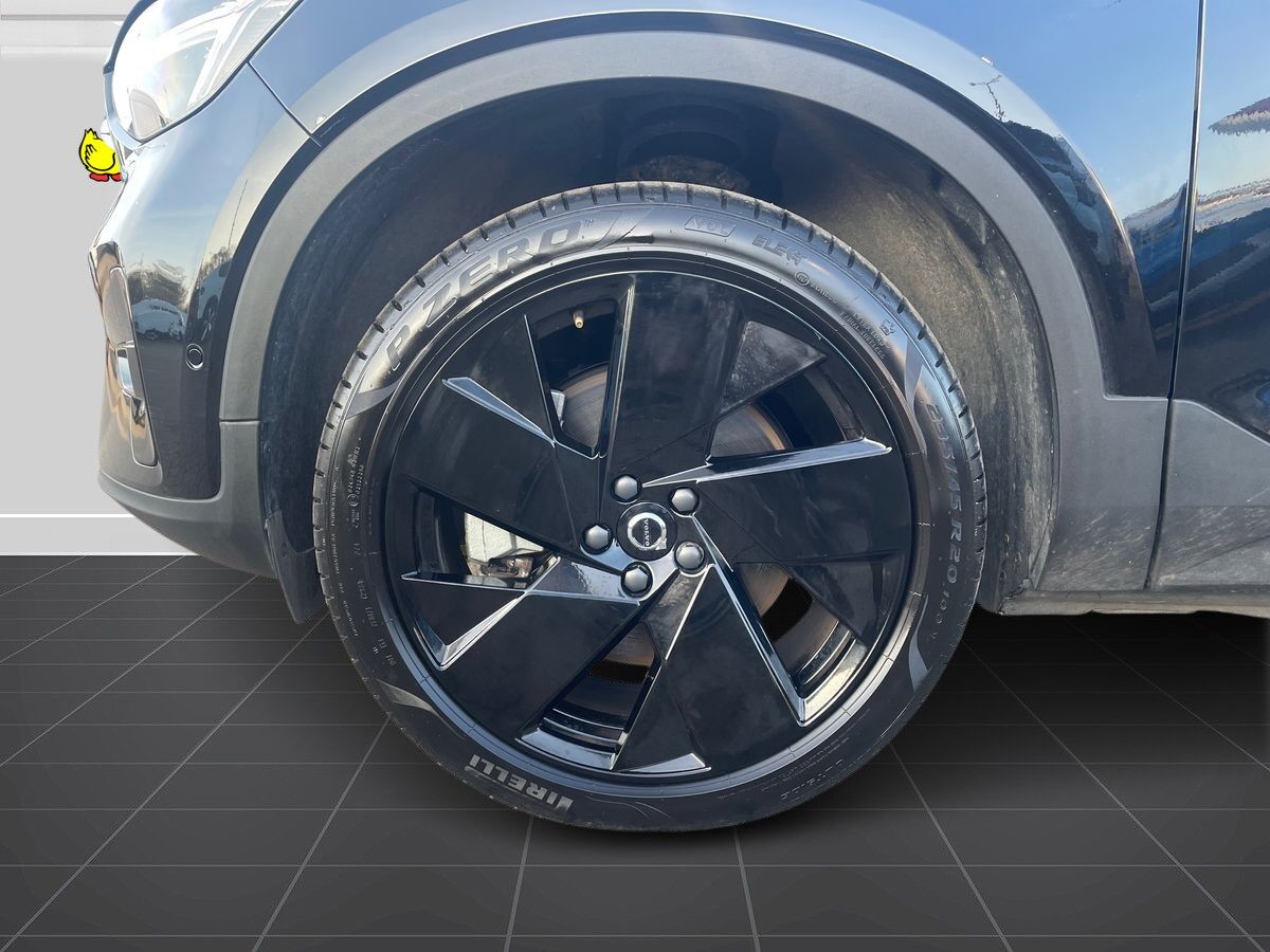 Billede af Volvo EX40 Single Motor Extended Range Black Edition 252HK 5d Aut.