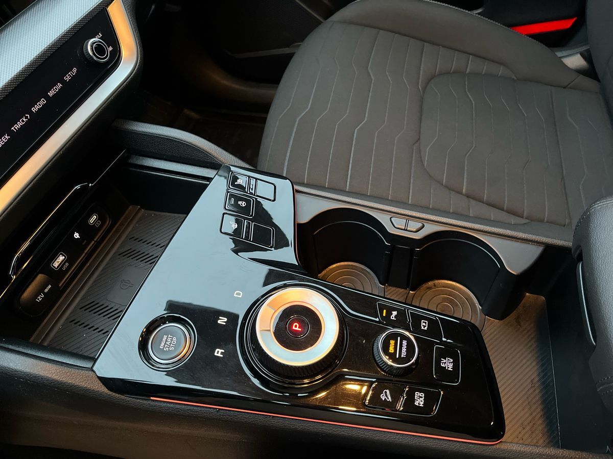 Billede af Kia Sportage 1,6 T-GDI  Plugin-hybrid Upgrade 4WD DCT 265HK 5d 6g Aut.