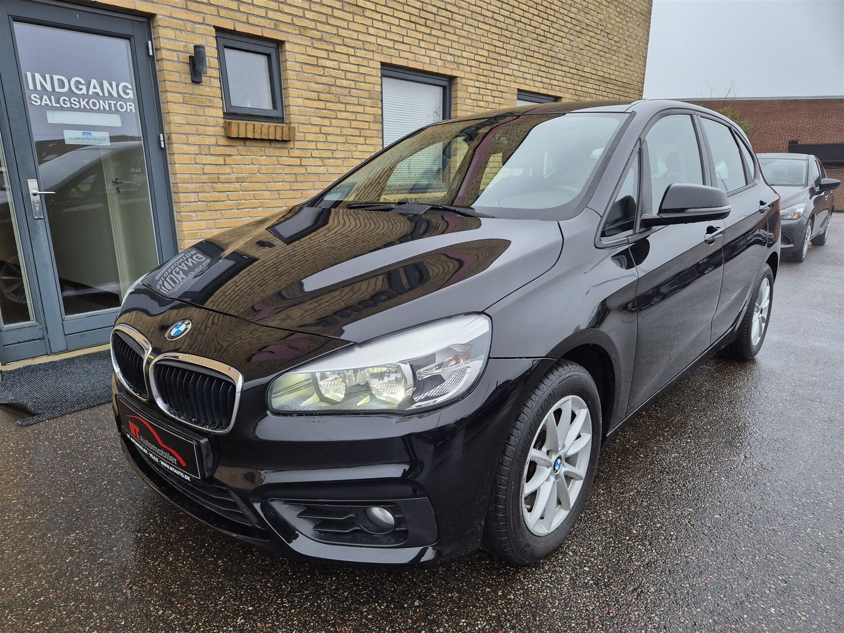 Billede af BMW 218i Active Tourer 1,5 Advantage Steptronic 136HK Stc 8g Aut.