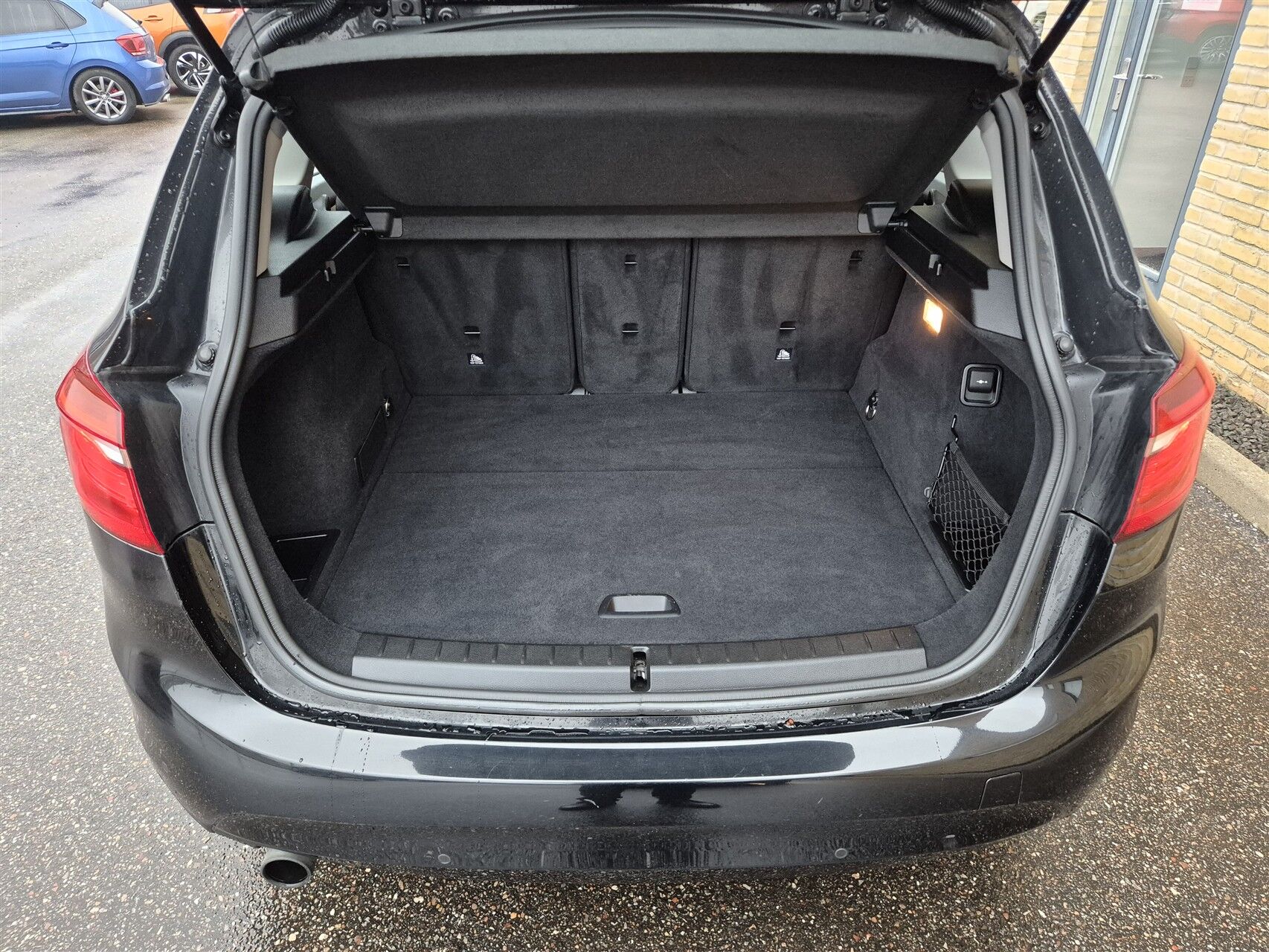 Billede af BMW 218i Active Tourer 1,5 Advantage Steptronic 136HK Stc 8g Aut.