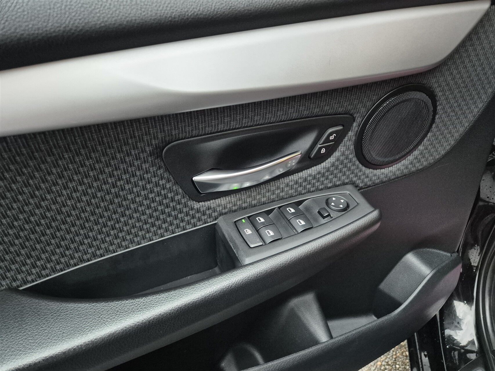 Billede af BMW 218i Active Tourer 1,5 Advantage Steptronic 136HK Stc 8g Aut.