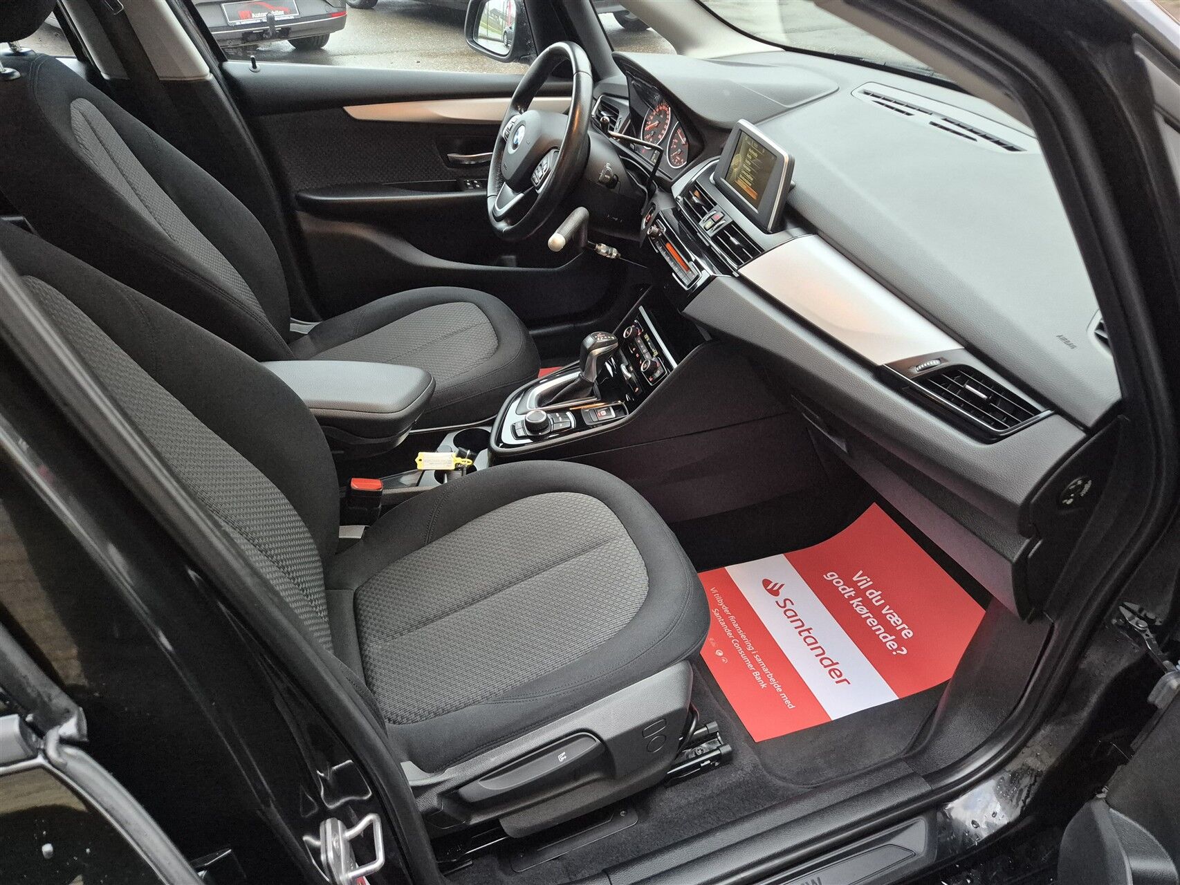 Billede af BMW 218i Active Tourer 1,5 Advantage Steptronic 136HK Stc 8g Aut.