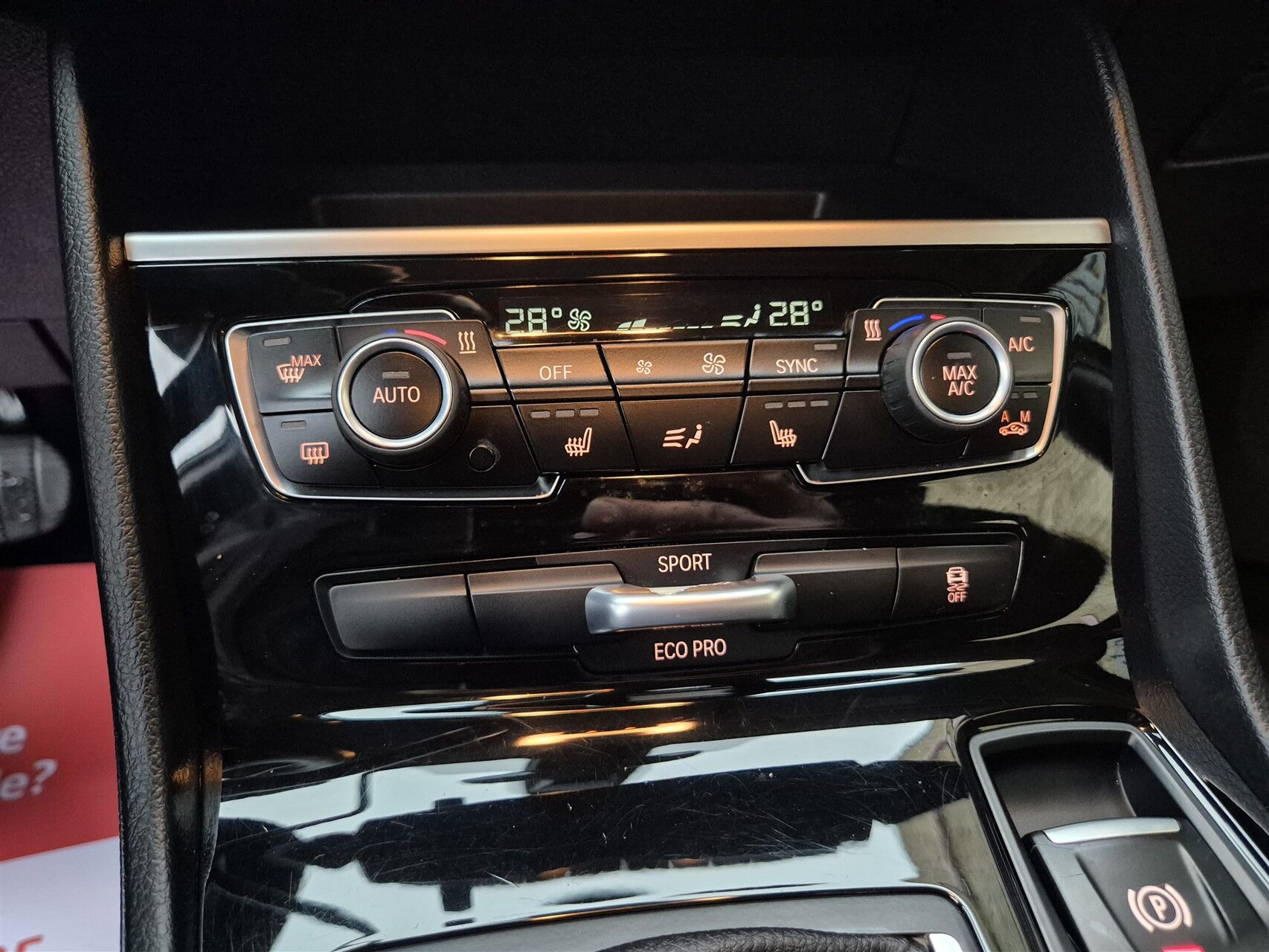 Billede af BMW 218i Active Tourer 1,5 Advantage Steptronic 136HK Stc 8g Aut.