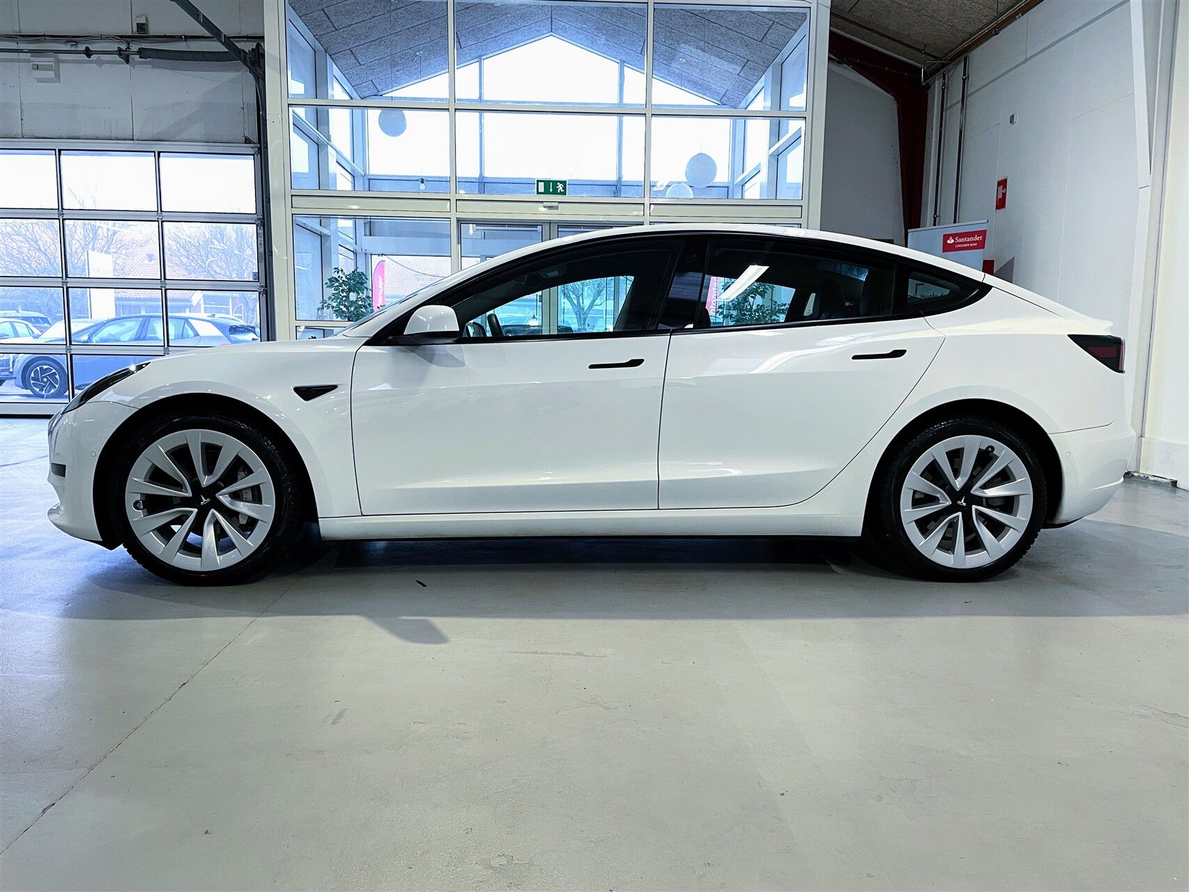 Billede af Tesla Model 3 EL Standard Range 283HK Aut.