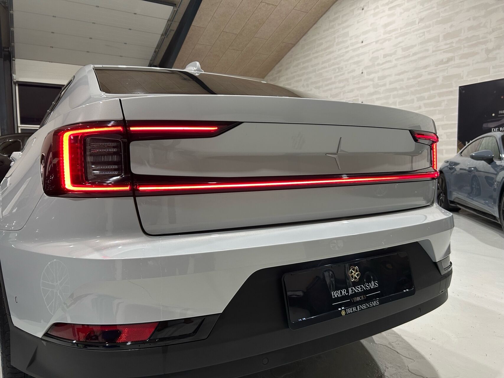 Billede af Polestar 2 EL Long range Single motor 231HK 5d Aut.