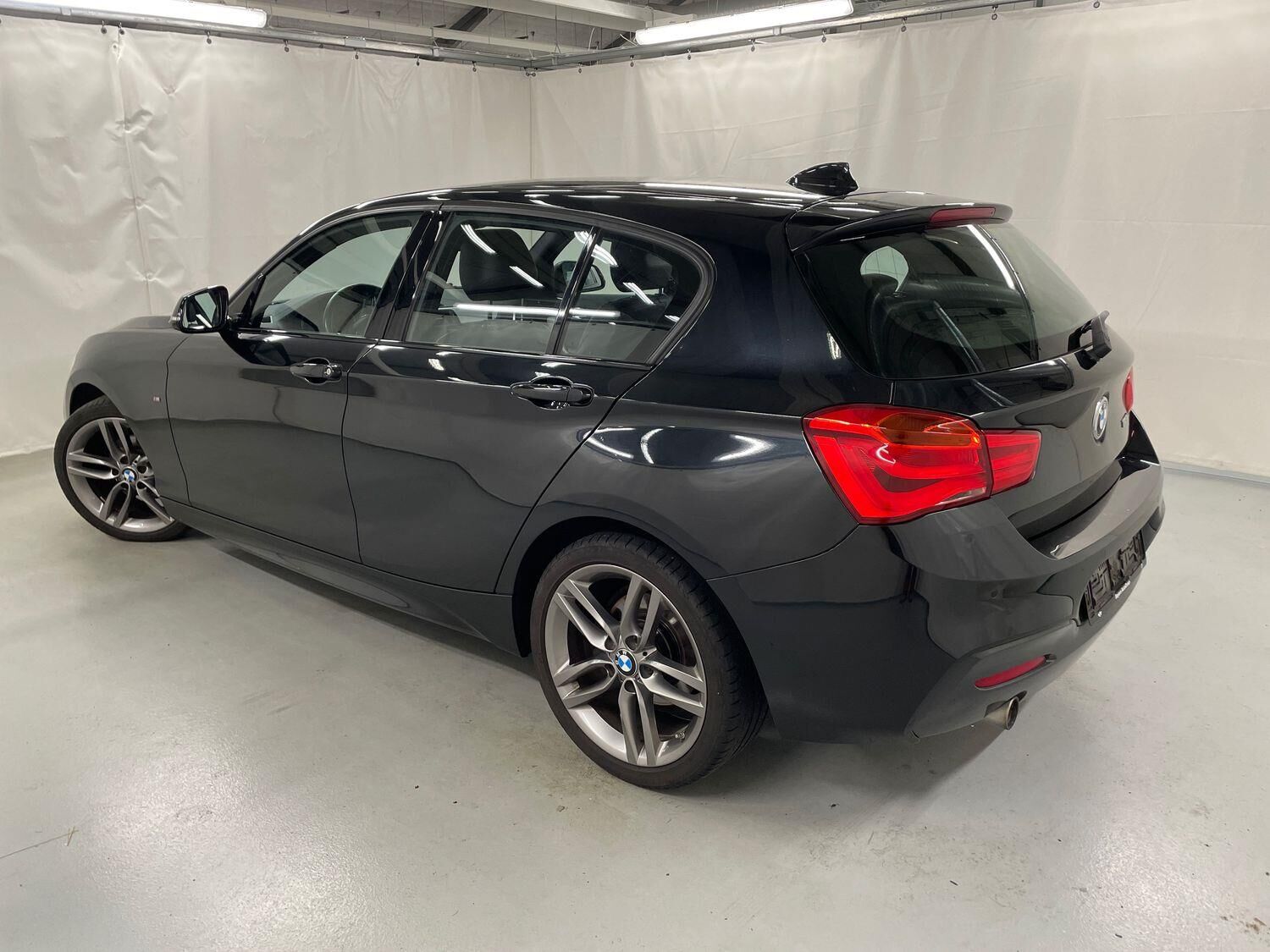 Billede af BMW 118i 1,5 M-Sport 136HK 5d 6g