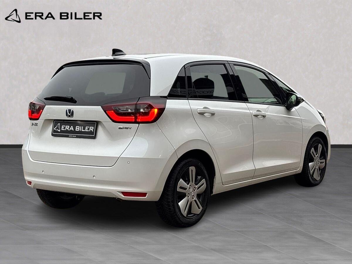 Billede af Honda Jazz 1,5 i-MMD  Hybrid Executive E-CVT 109HK 5d 7g Aut.