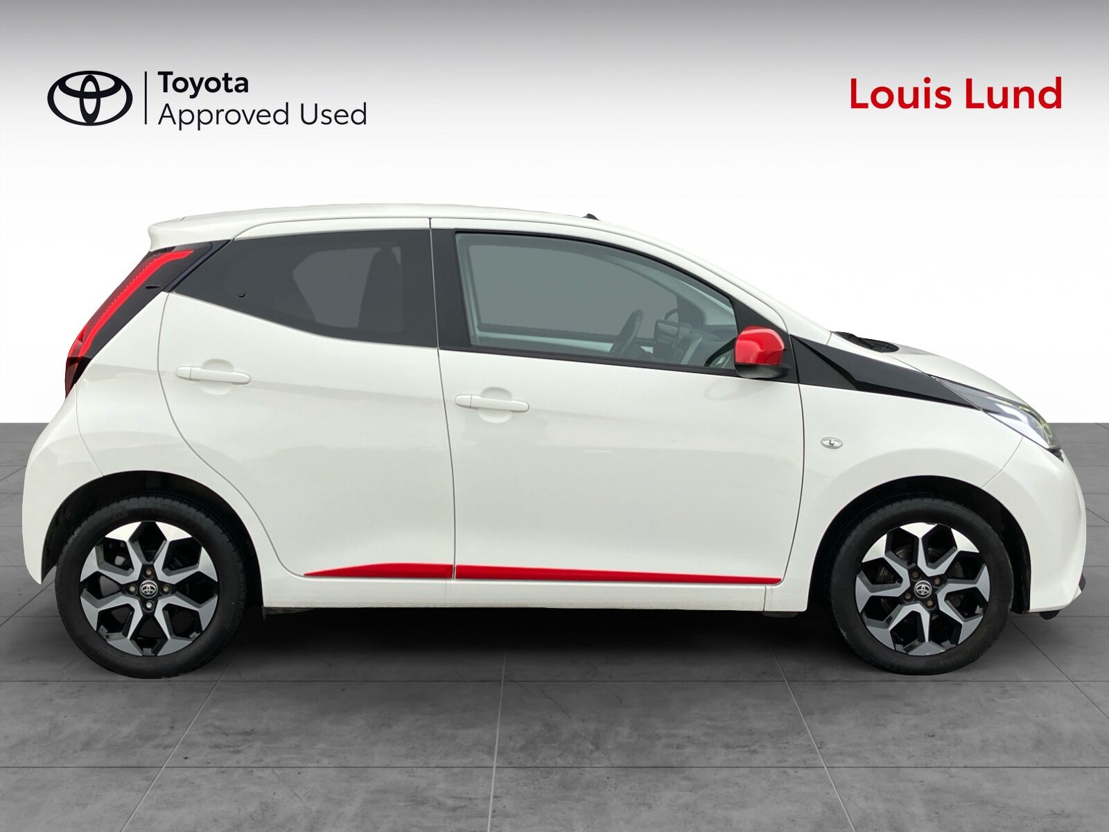 Billede af Toyota Aygo 1,0 VVT-I X-Press Safety Sense X-Shift 72HK 5d Aut.