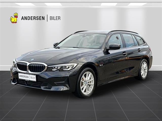 Billede af BMW 330e Touring 2,0 Plugin-hybrid Sport Line Steptronic 292HK Stc 8g Aut.