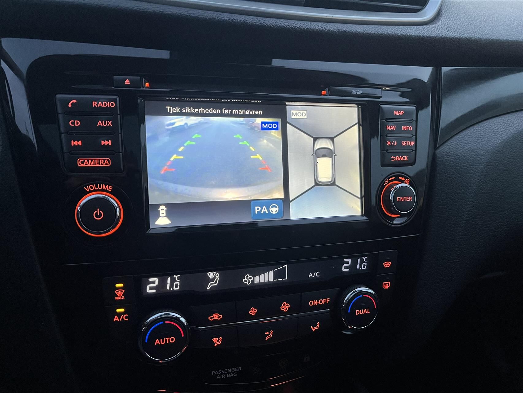 Billede af Nissan Qashqai 1,6 DCi Tekna 4x2 130HK Van 6g