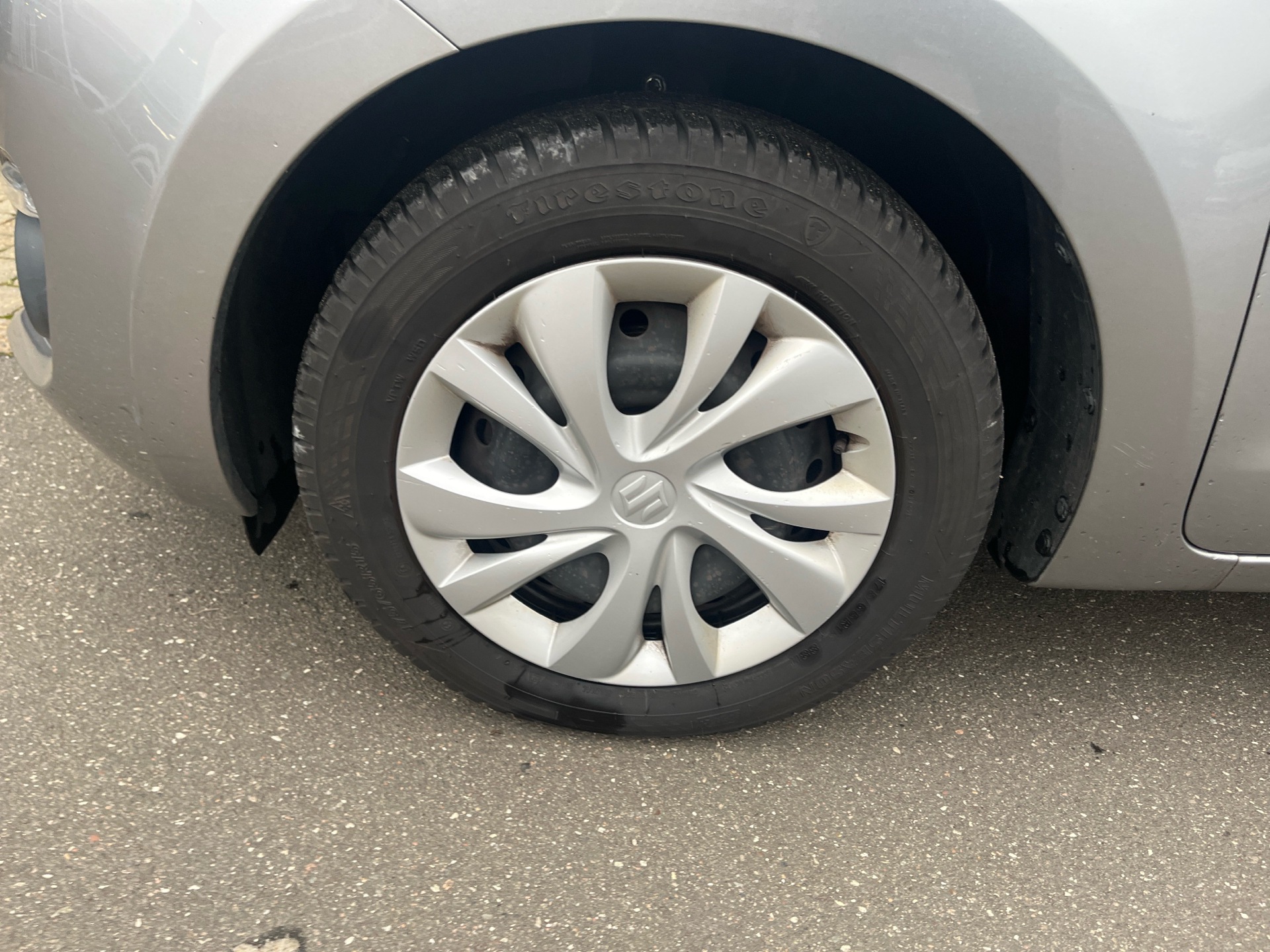 Billede af Suzuki Swift 1,2 16V Club 90HK 5d