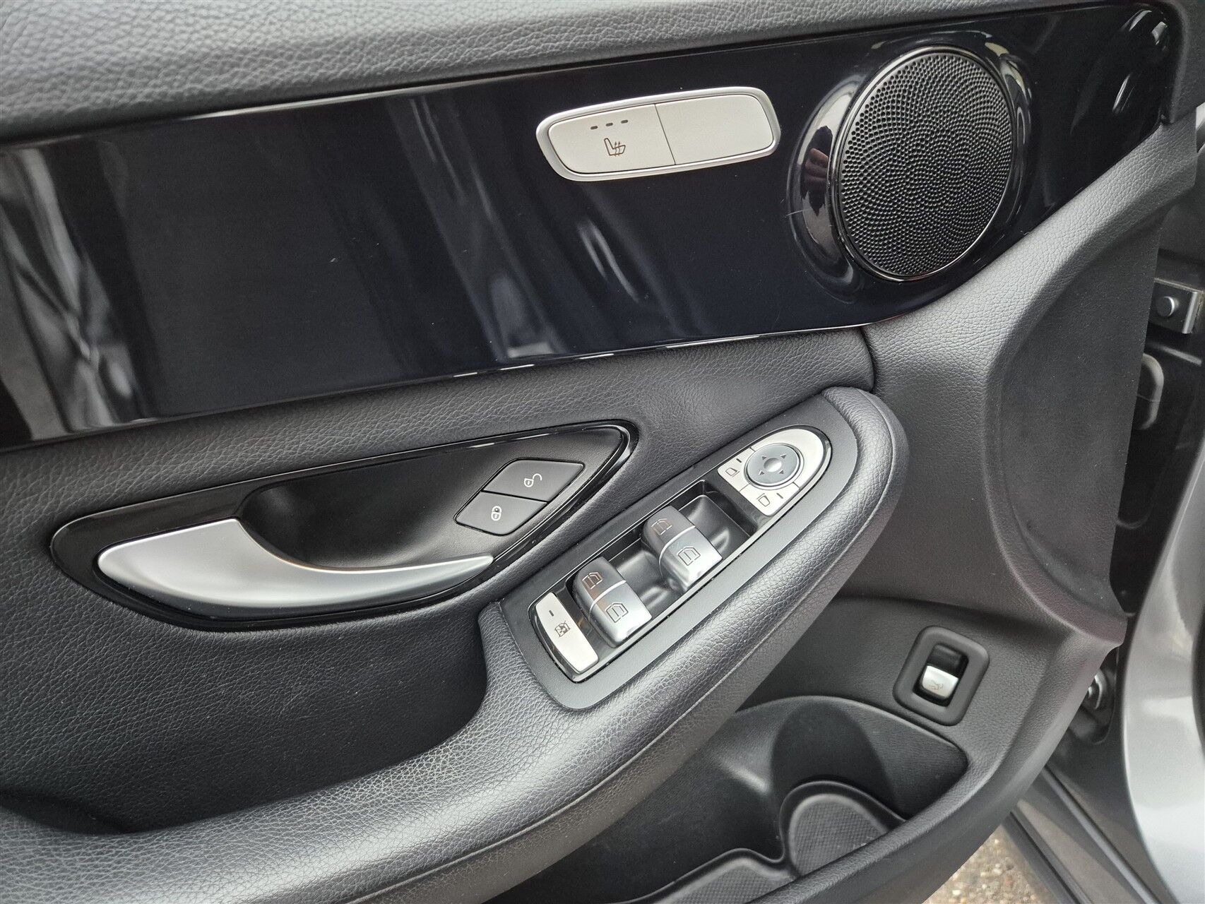 Billede af Mercedes-Benz C220 d T 2,1 Bluetec 9G-Tronic 170HK Stc Aut.