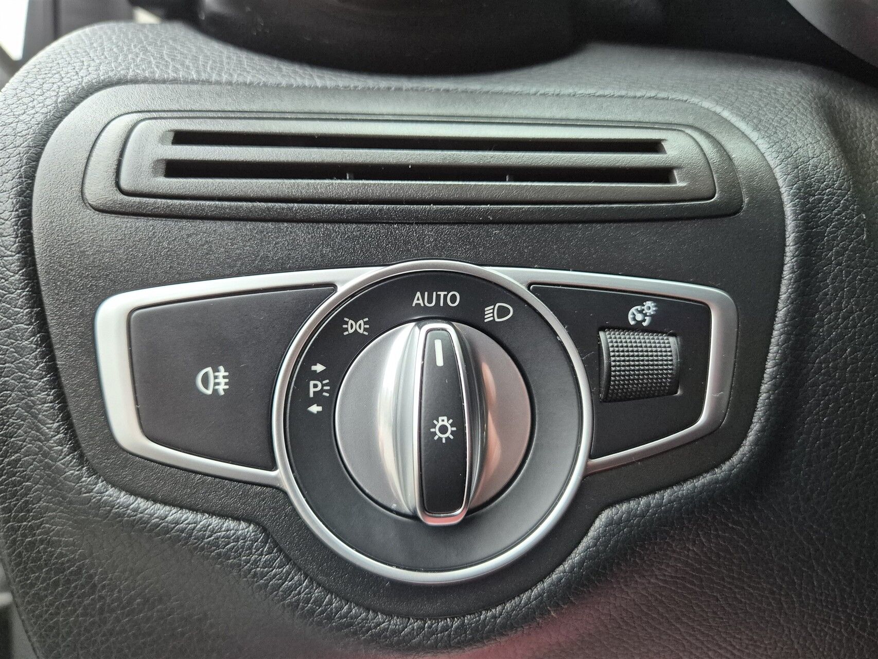 Billede af Mercedes-Benz C220 d T 2,1 Bluetec 9G-Tronic 170HK Stc Aut.