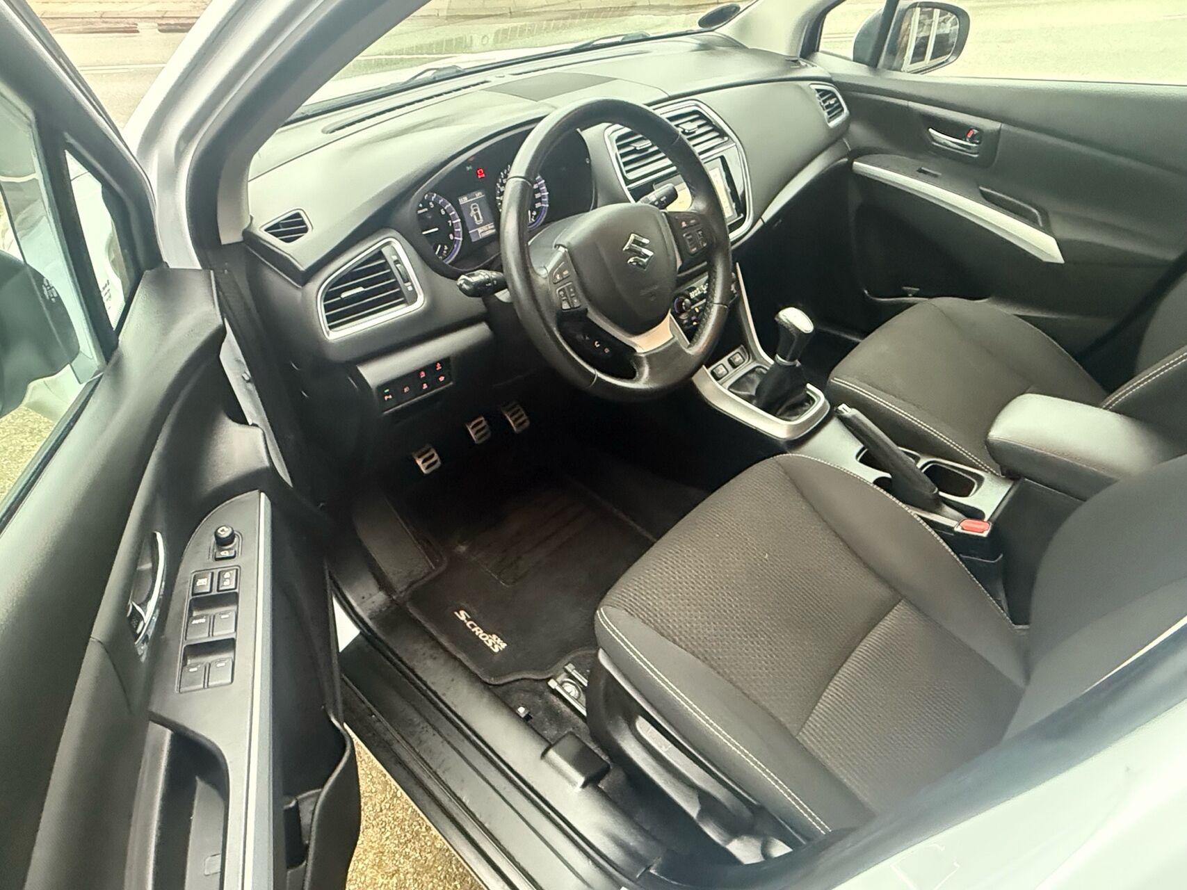 Billede af Suzuki S-Cross 1,0 Boosterjet Exclusive 112HK 5d