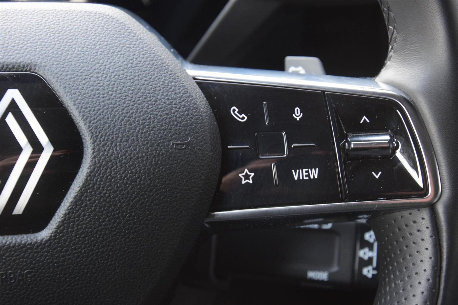 Billede af Renault Mégane E-TECH Equilibre 220HK 5d Aut.