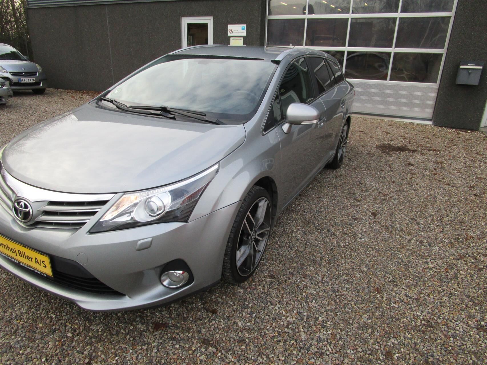 Billede af Toyota Avensis Touring Sports 1,8 VVT-I T2 Premium 147HK Stc 6g