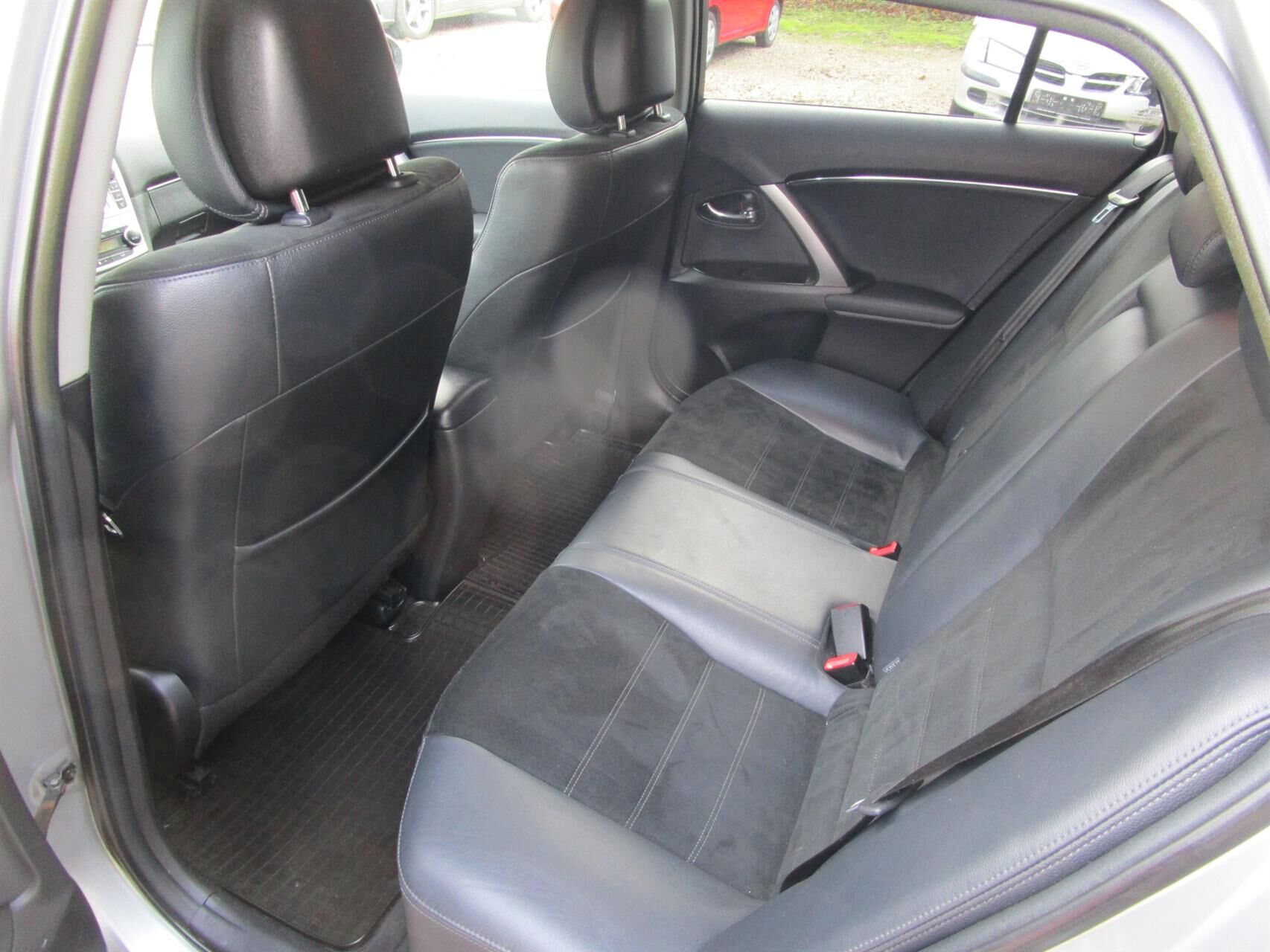 Billede af Toyota Avensis Touring Sports 1,8 VVT-I T2 Premium 147HK Stc 6g