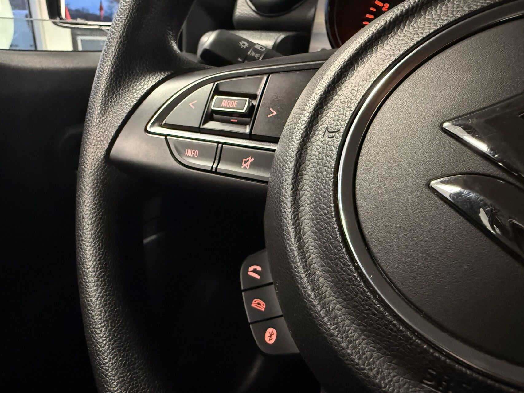 Billede af Suzuki Jimny 1,5 Touch AllGrip 102HK 3d