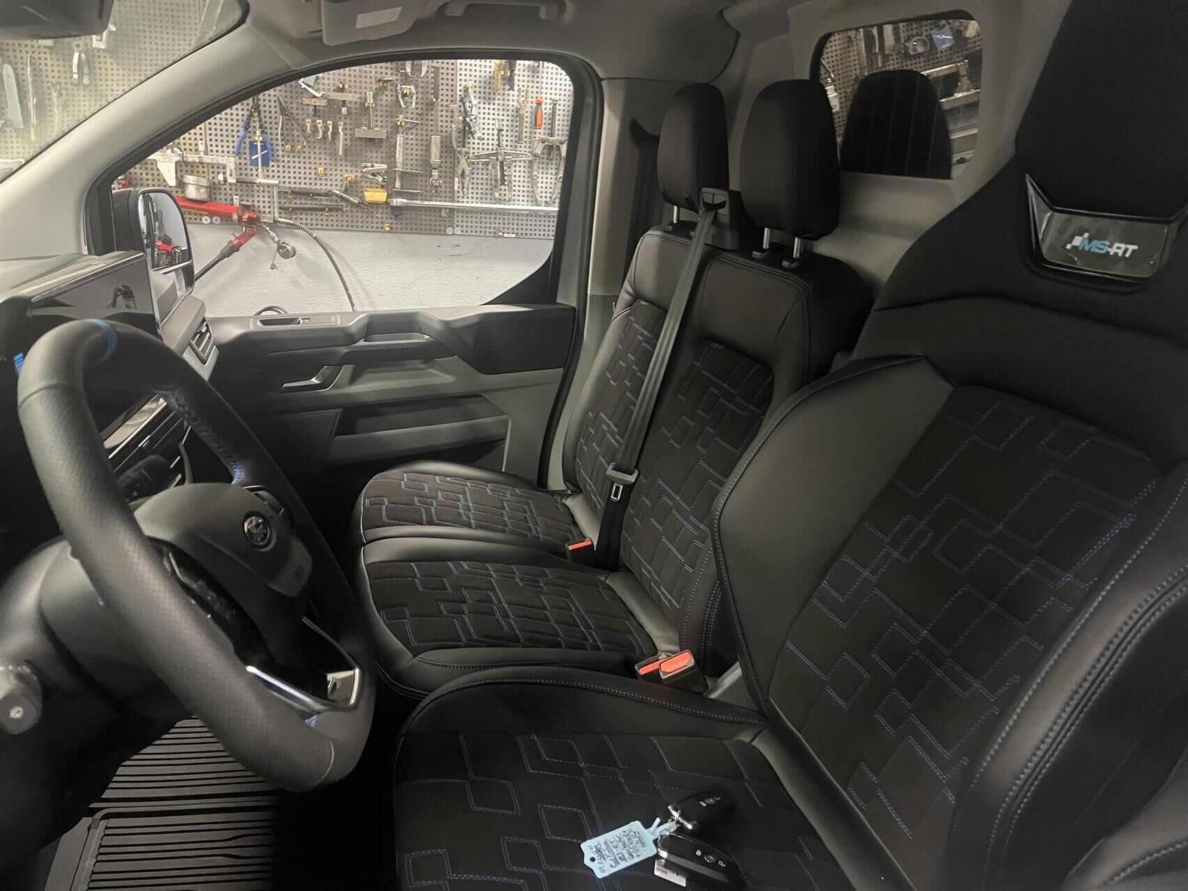 Billede af Ford Transit Custom 300 L2H1 2,0 EcoBlue MS-RT 170HK Van 8g Aut.