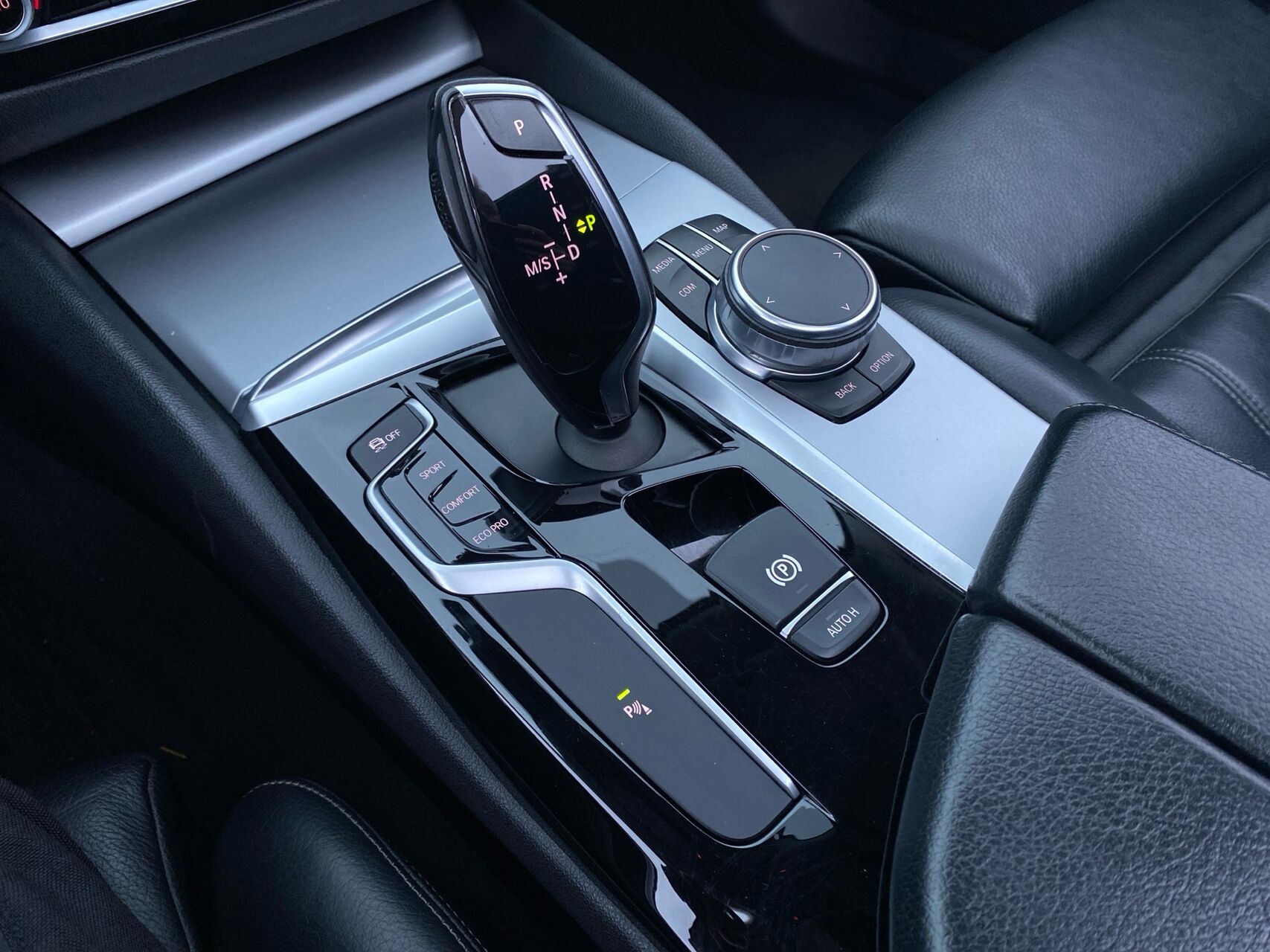 Billede af BMW 520d Touring 2,0 D Steptronic 190HK Stc 8g Aut.