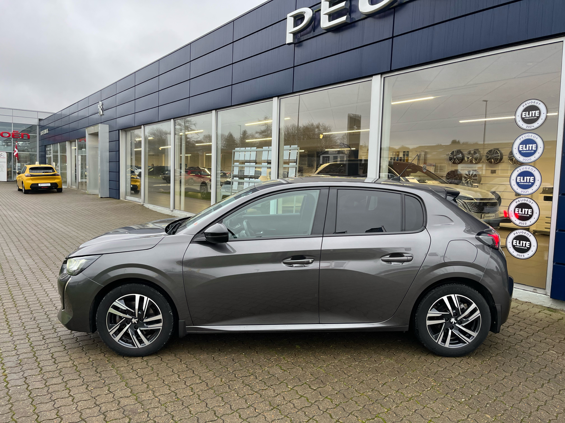 Billede af Peugeot 208 1,2 PureTech Selection Sport 100HK 5d 6g