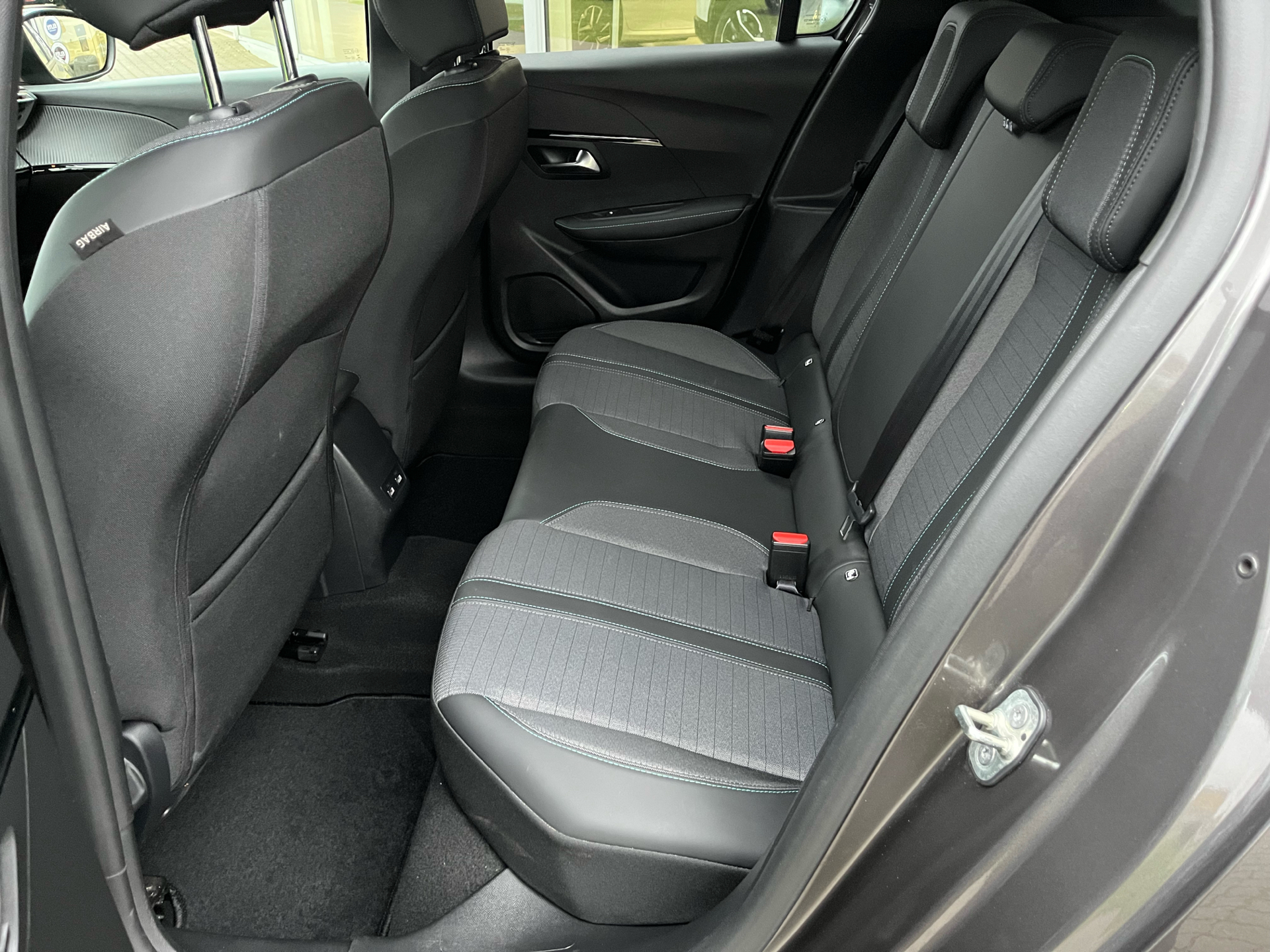 Billede af Peugeot 208 1,2 PureTech Selection Sport 100HK 5d 6g