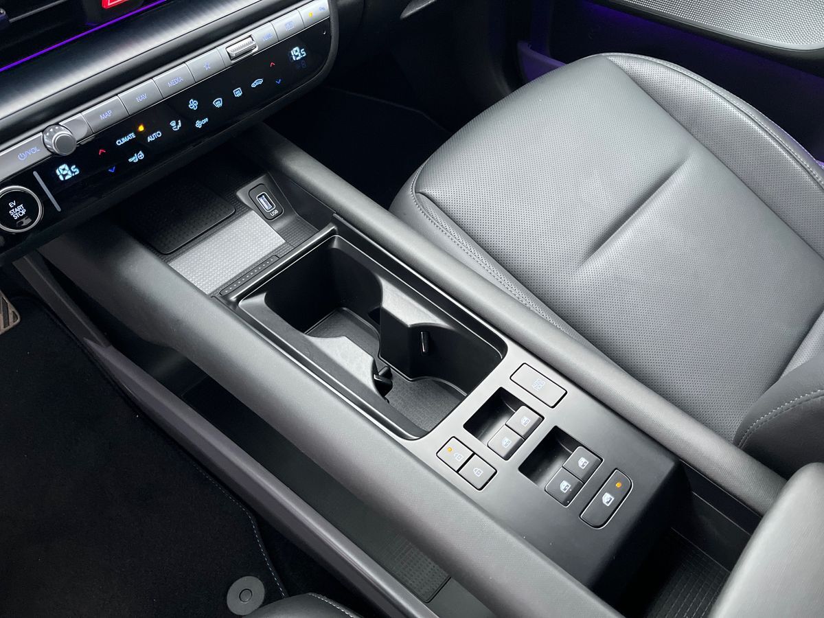 Billede af Hyundai Ioniq 6 Electric 77,4 kWh Ultimate 229HK Aut.