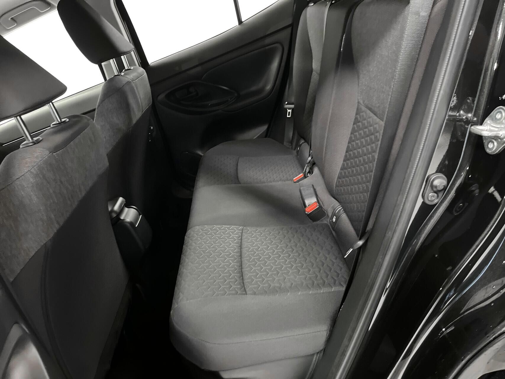 Billede af Toyota Yaris Cross 1,5 Hybrid Active 116HK 5d Trinl. Gear