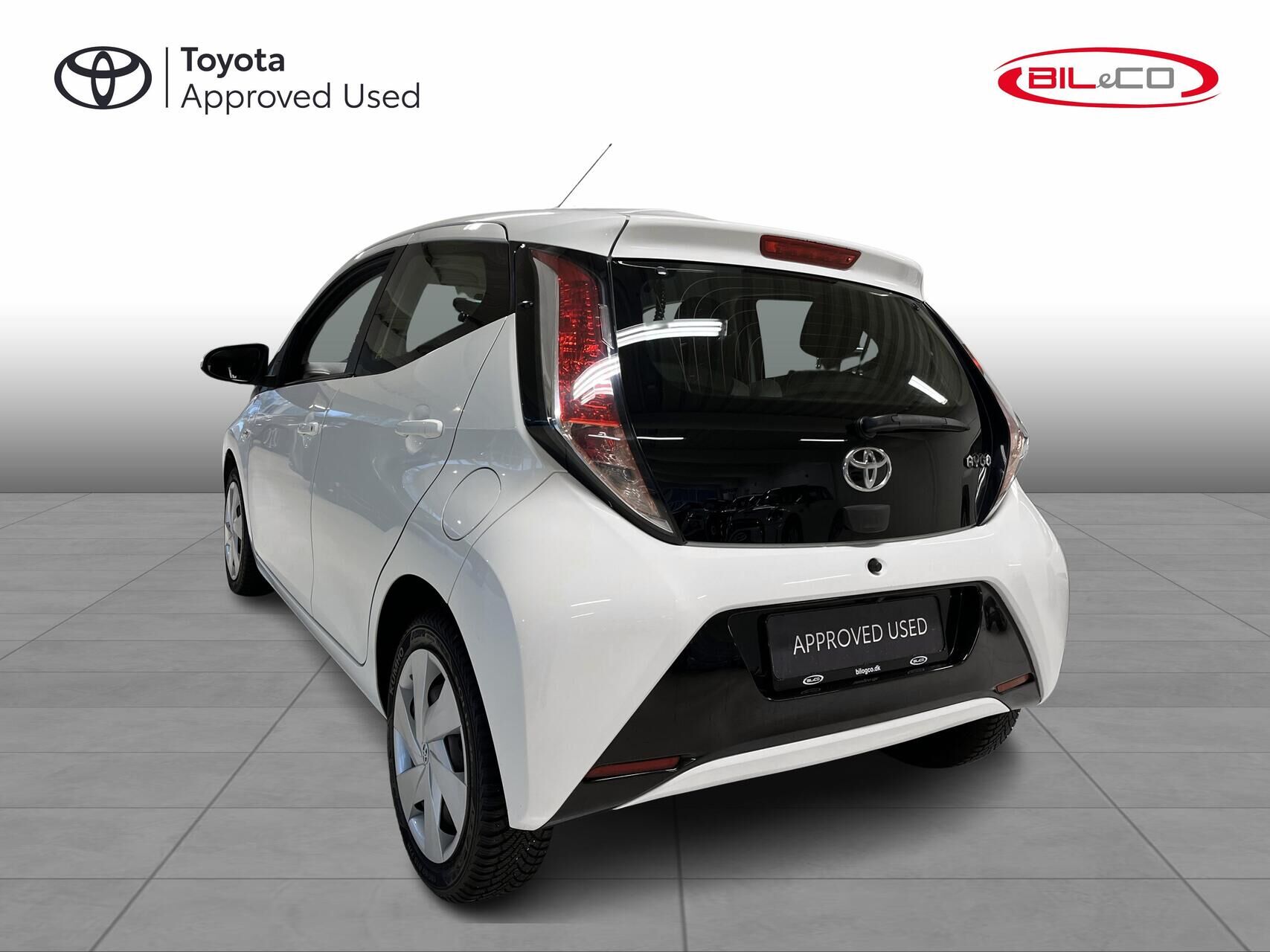 Billede af Toyota Aygo 1,0 VVT-I X-Play + X-Touch 69HK 5d
