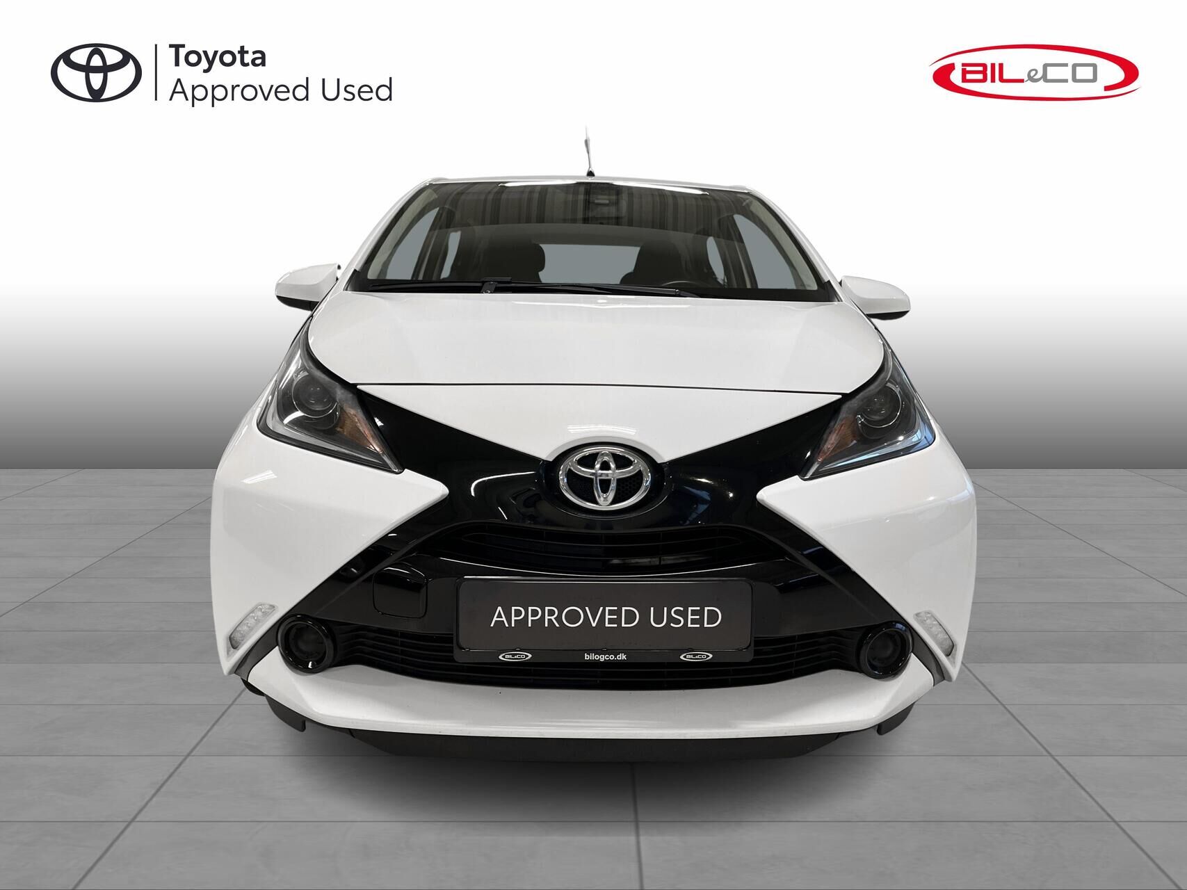 Billede af Toyota Aygo 1,0 VVT-I X-Play + X-Touch 69HK 5d