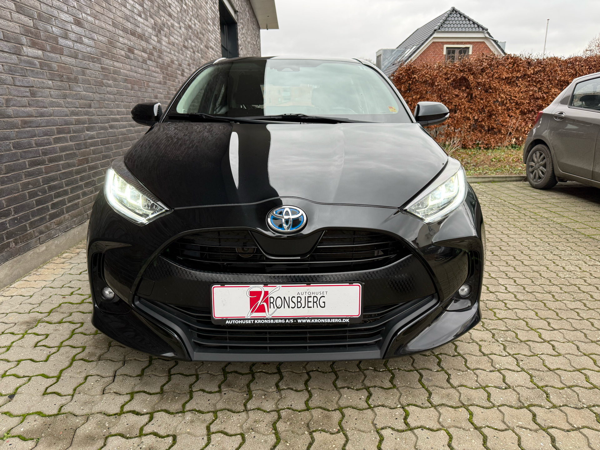 Billede af Toyota Yaris 1,5 Hybrid Active Technology Plus 116HK 5d Trinl. Gear