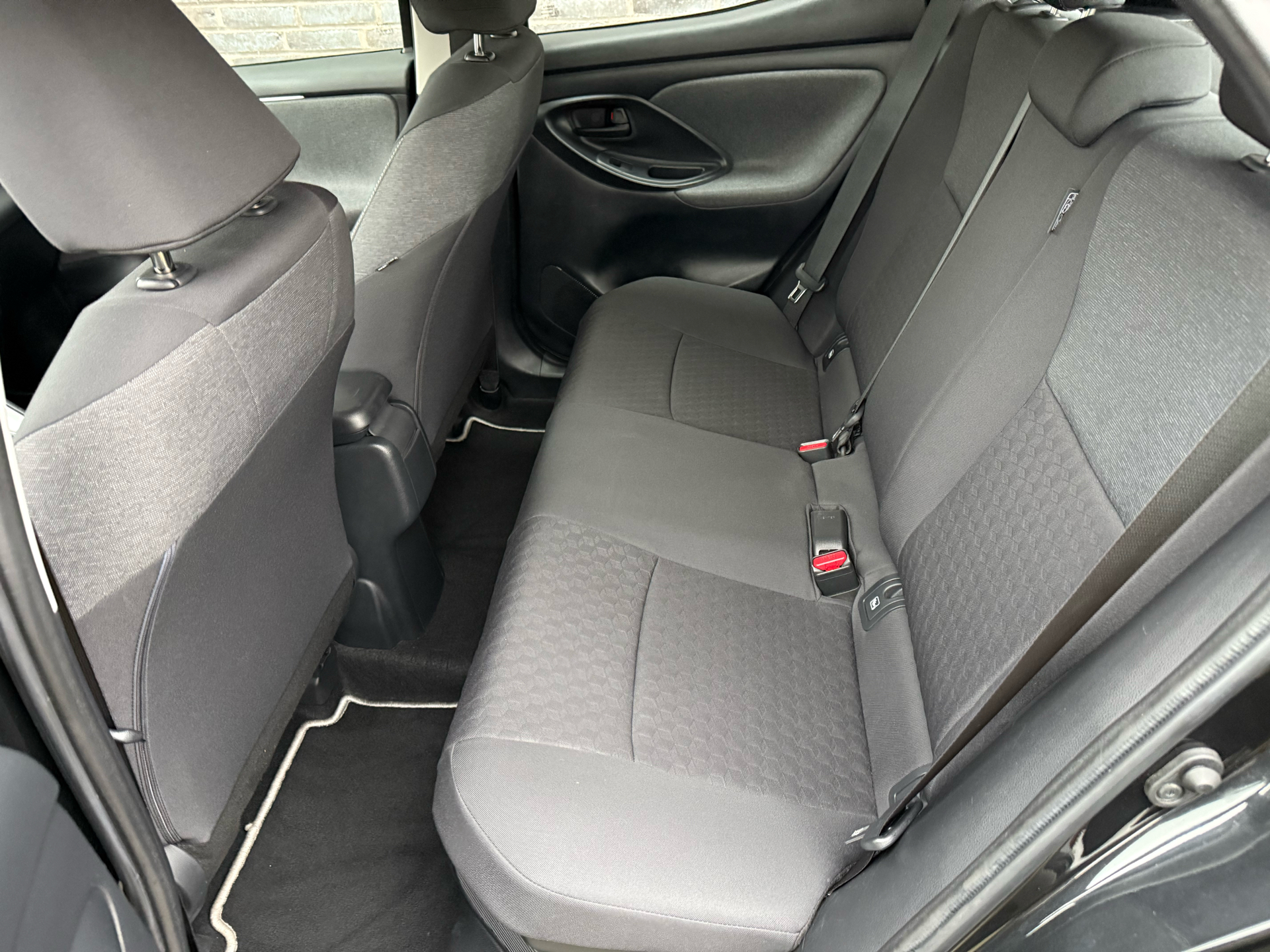 Billede af Toyota Yaris 1,5 Hybrid Active Technology Plus 116HK 5d Trinl. Gear