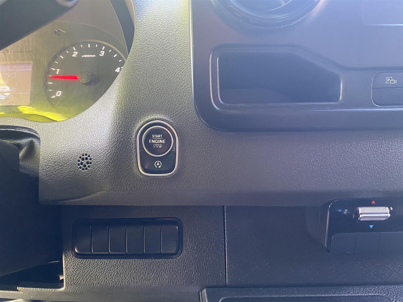 Billede af Mercedes-Benz Sprinter 319 3,0 CDI A2 H2 RWD 190HK Van 6g