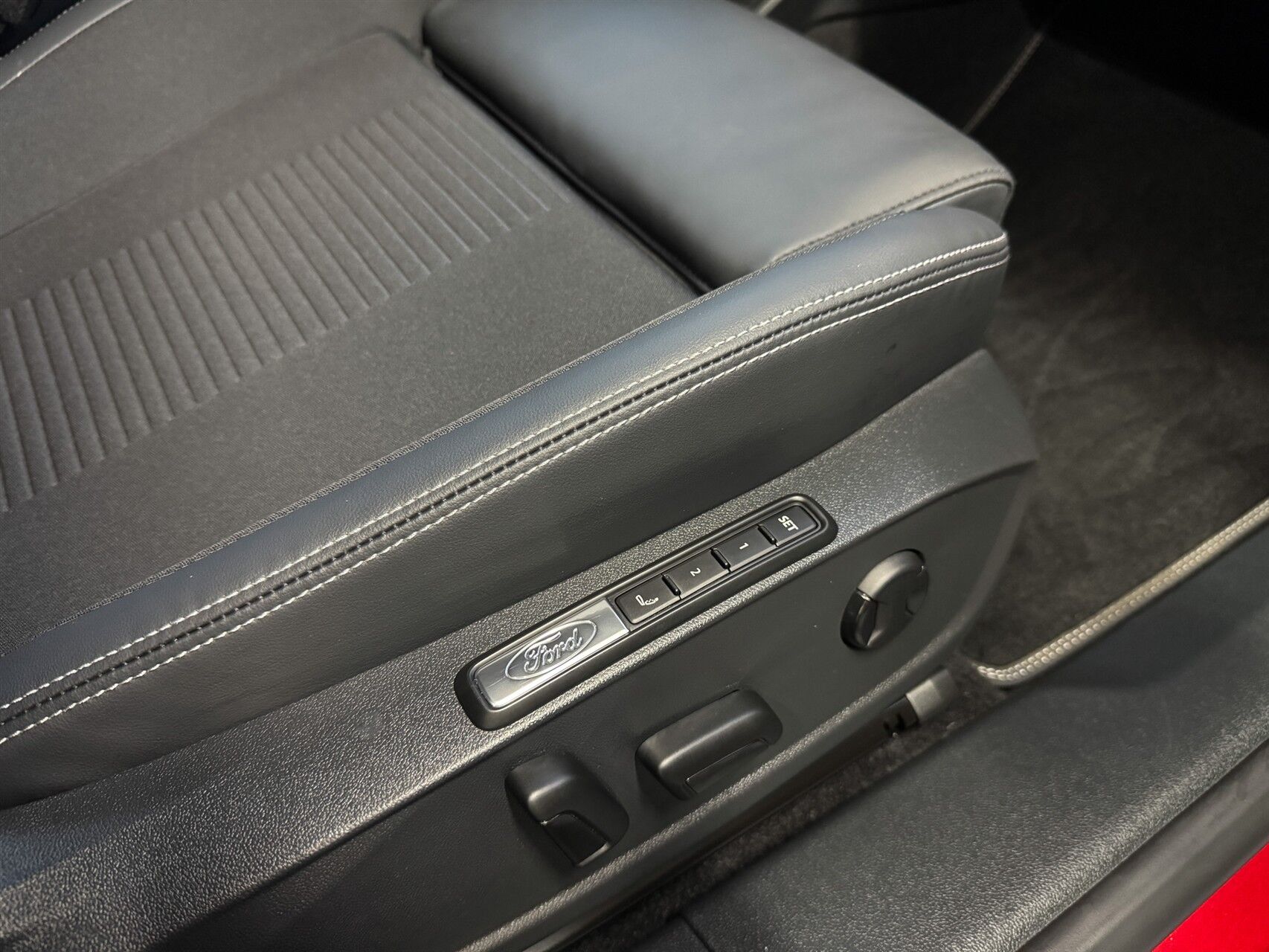 Billede af Ford Explorer EL UR Select RWD 286HK 5d Aut.