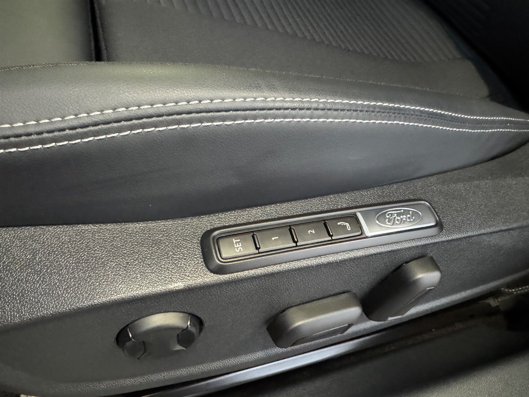 Billede af Ford Explorer EL UR Select RWD 286HK 5d Aut.