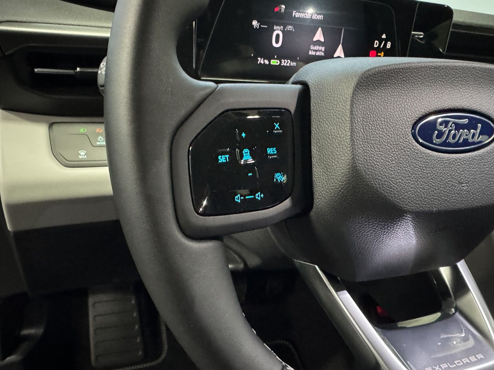 Billede af Ford Explorer EL UR Select AWD 340HK 5d Aut.