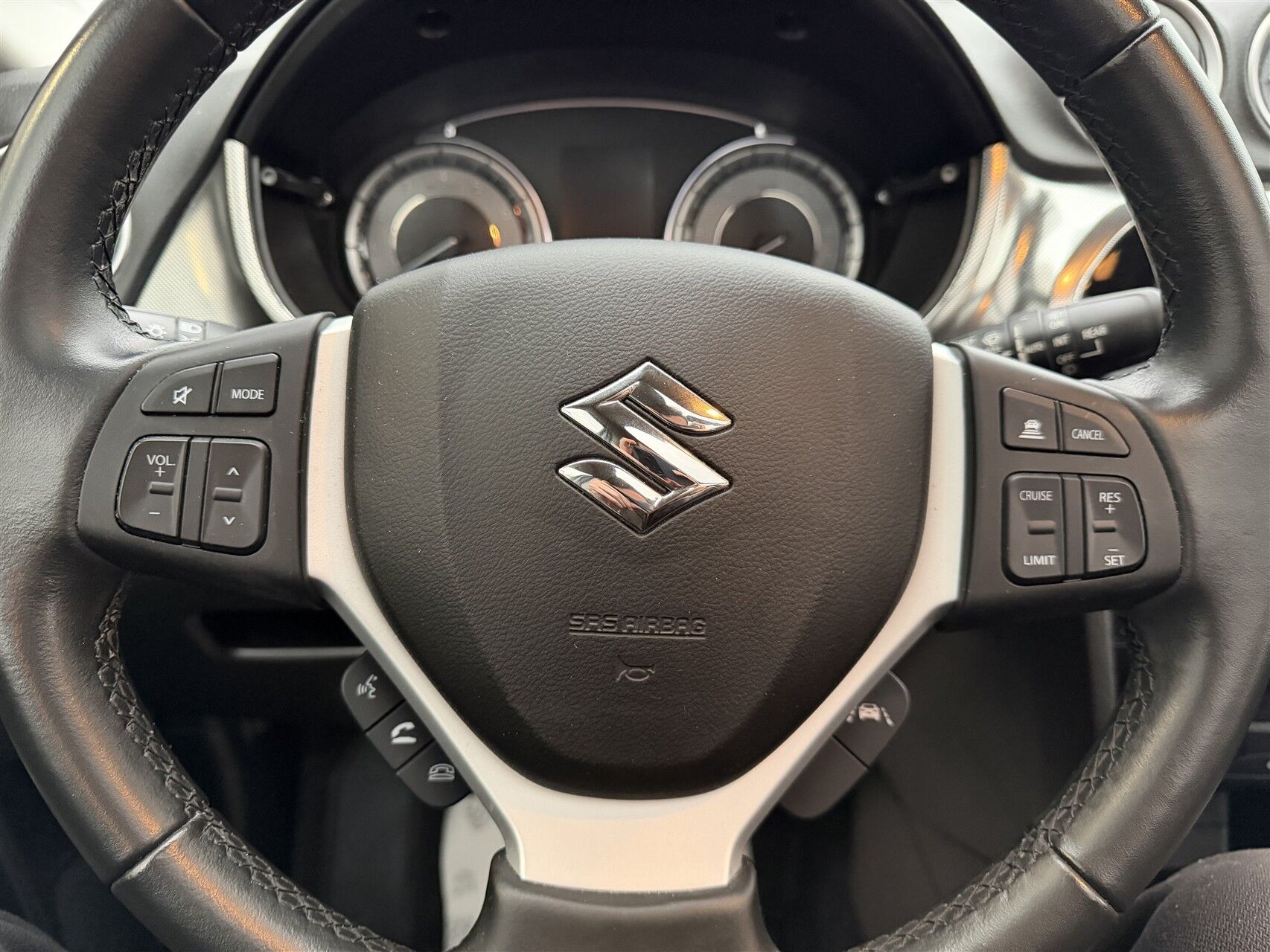 Billede af Suzuki Vitara 1,4 Boosterjet  Mild hybrid Adventure 129HK 5d 6g