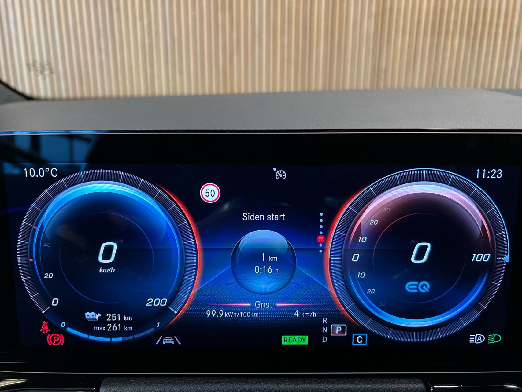 Billede af Mercedes-Benz EQA 250 EL Progressive 190HK 5d Aut.