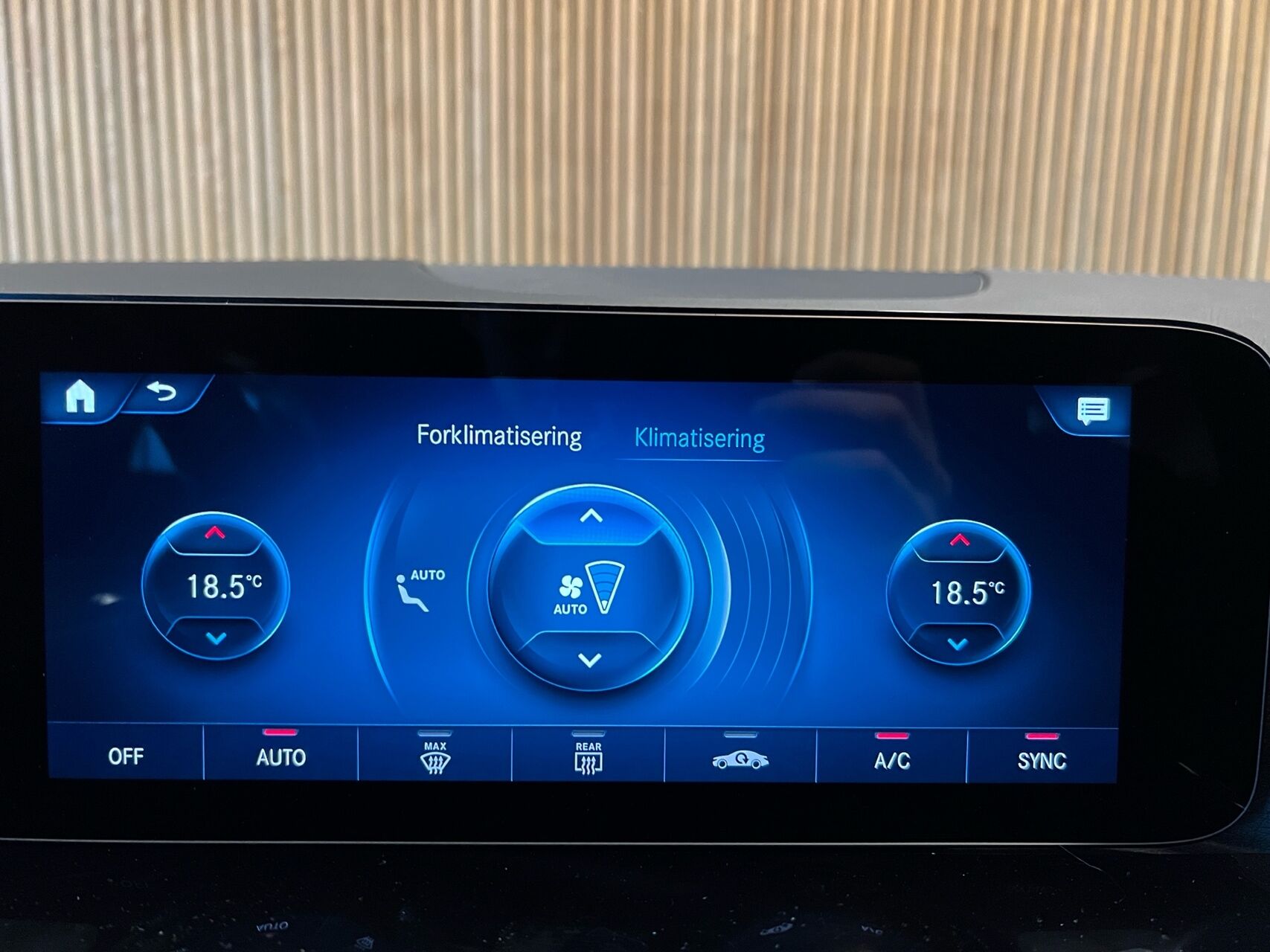 Billede af Mercedes-Benz EQA 250 EL Progressive 190HK 5d Aut.