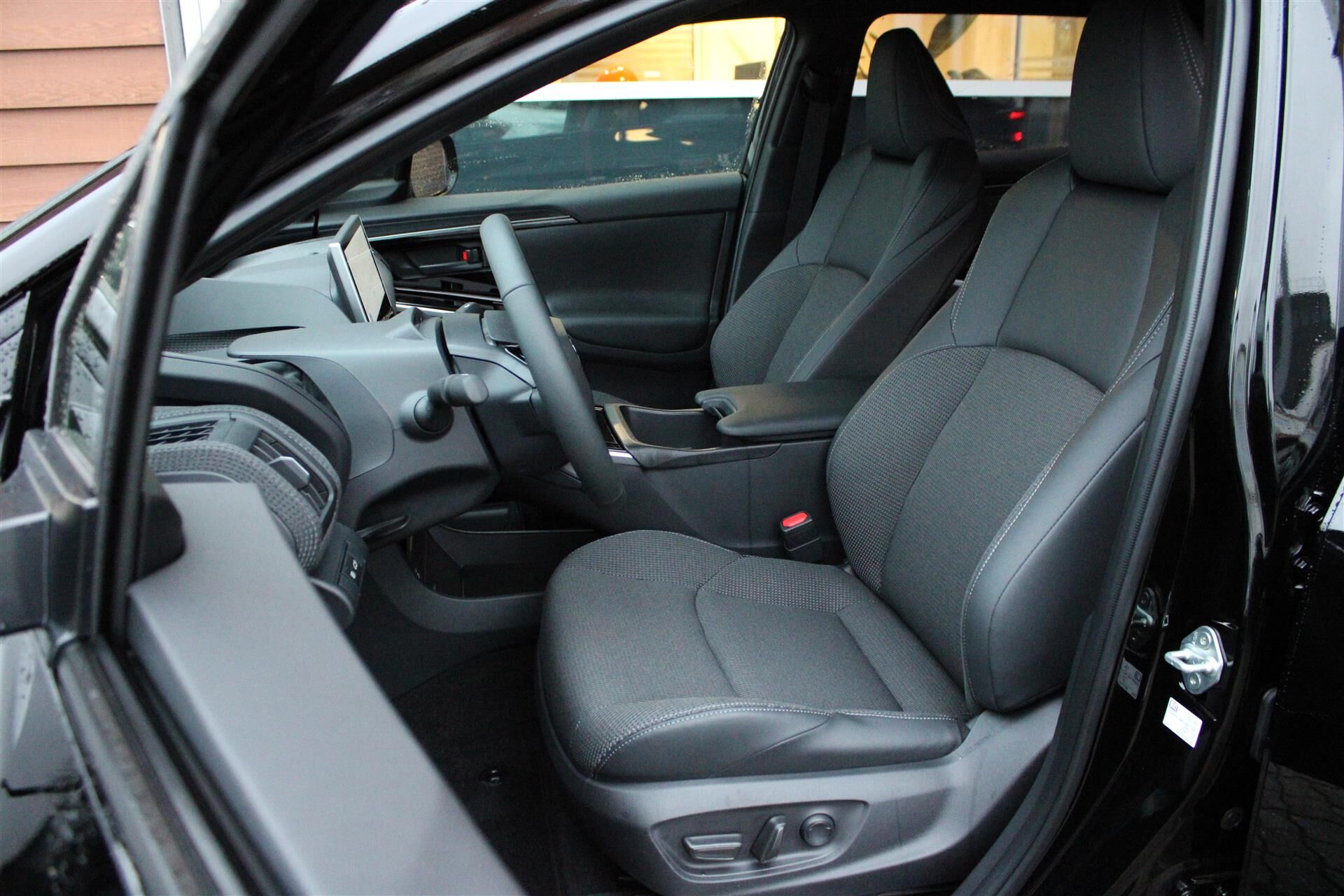 Billede af Toyota BZ4X EL Business Plus 204HK 5d Aut.