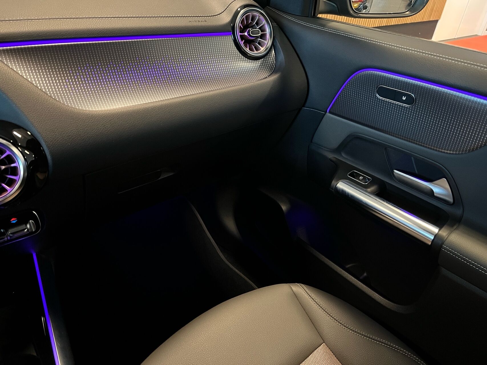 Billede af Mercedes-Benz EQA 250 EL Progressive 190HK 5d Aut.