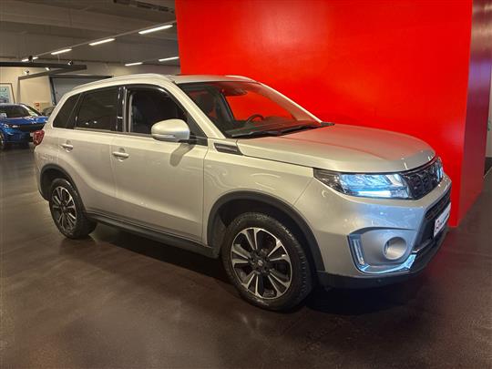 Suzuki Vitara 1,4 Boosterjet  Mild hybrid Adventure 129HK 5d 6g