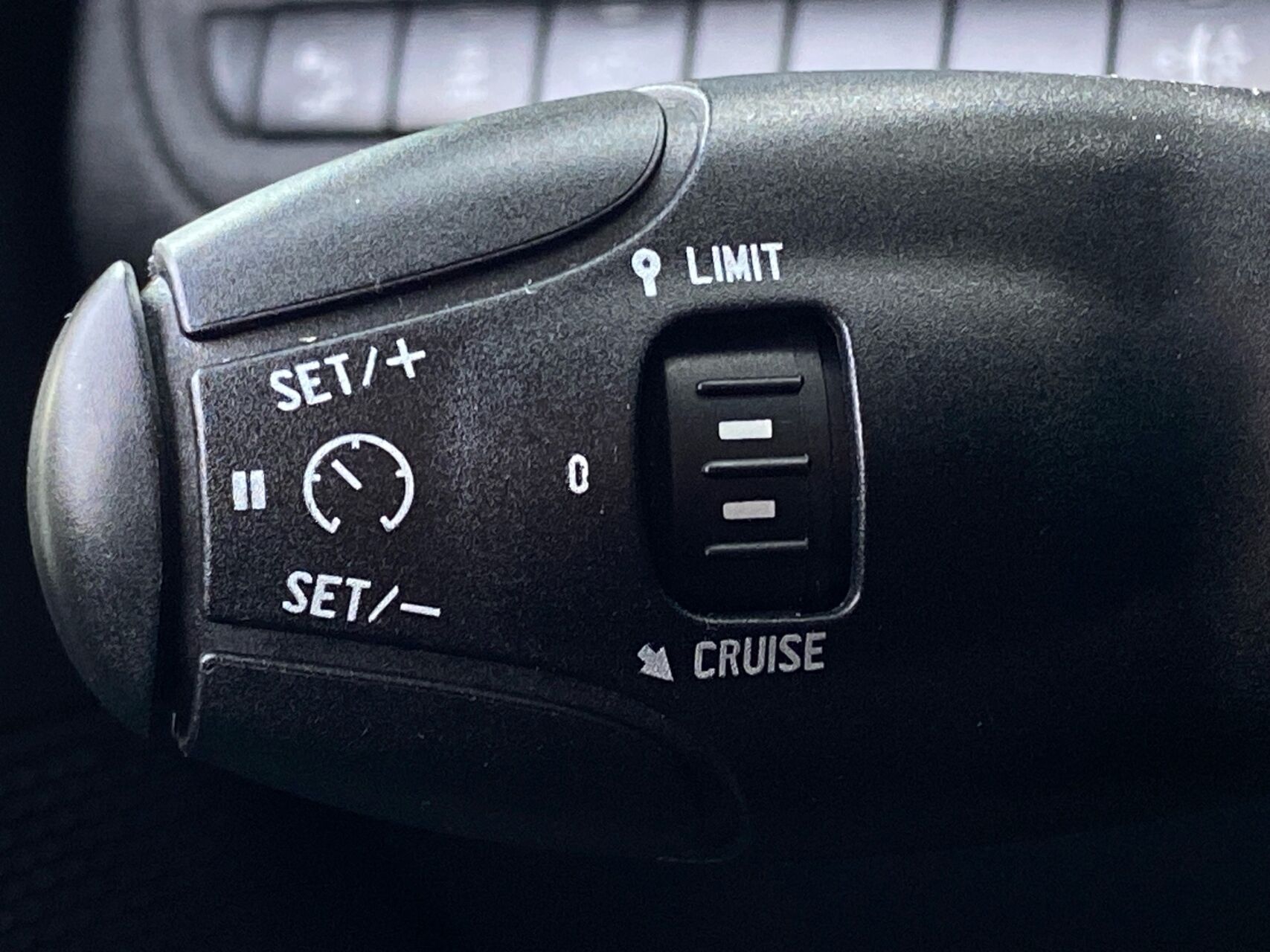 Billede af Peugeot 2008 1,2 e-Vti Active Plus ESG 82HK Aut.