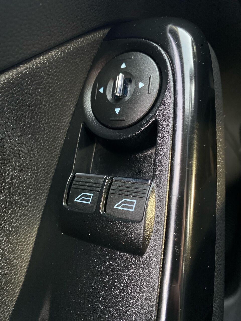 Billede af Ford Fiesta 1,0 EcoBoost Titanium Start/Stop 100HK 5d