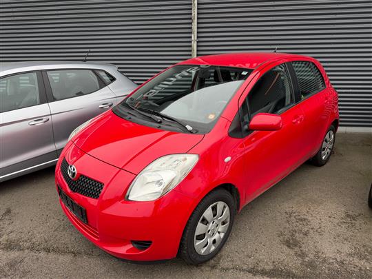 Toyota Yaris 1,3 VVT-I Linea Luna 87HK 5d
