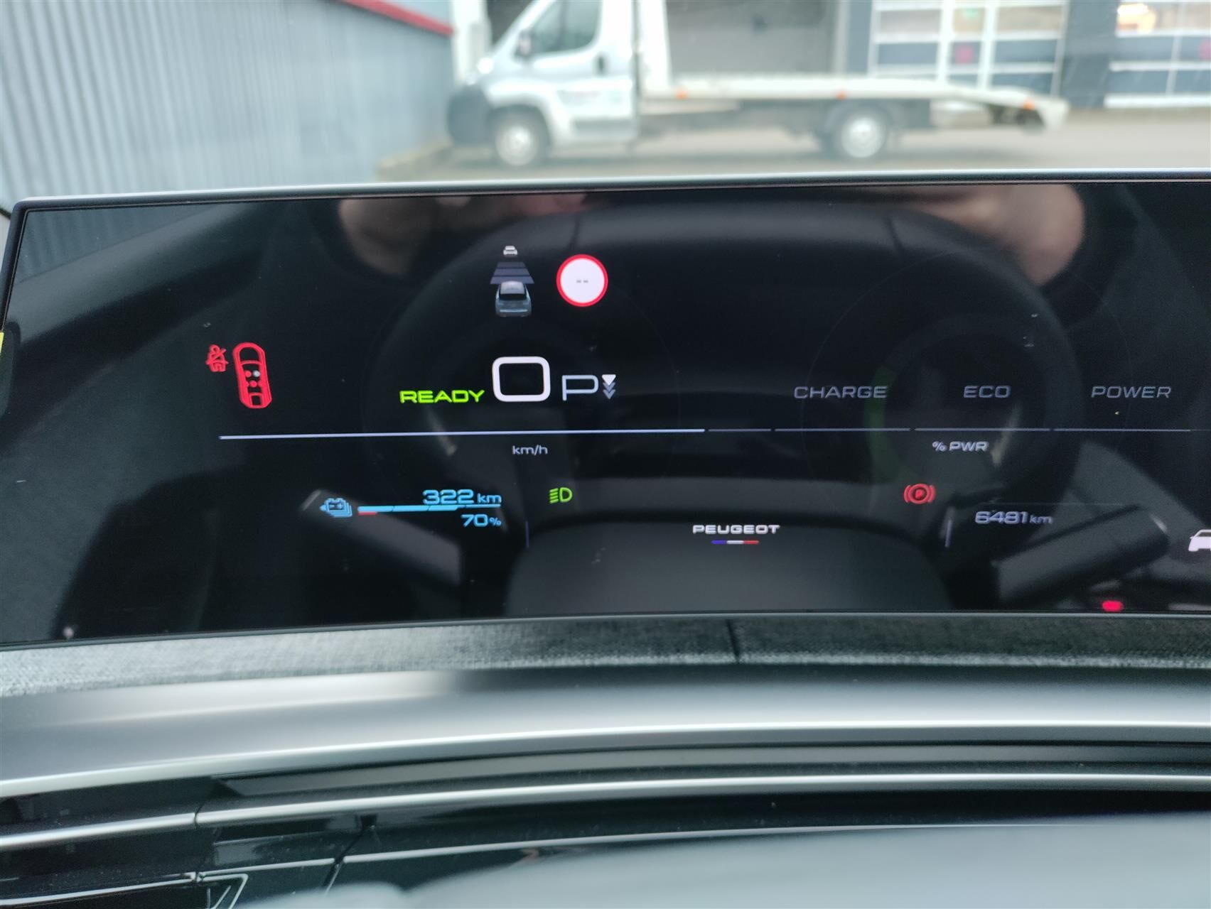 Billede af Peugeot e-3008 EL GT 210HK 5d Aut.