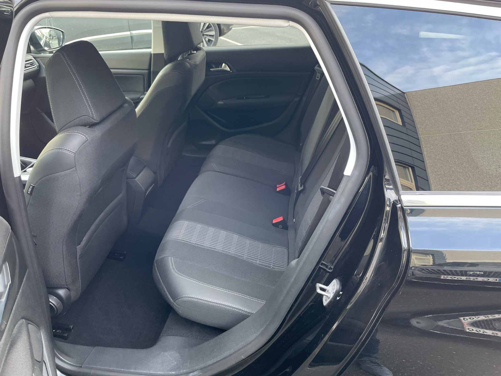 Billede af Peugeot 308 SW 1,5 BlueHDi Special Pack 130HK Stc 6g