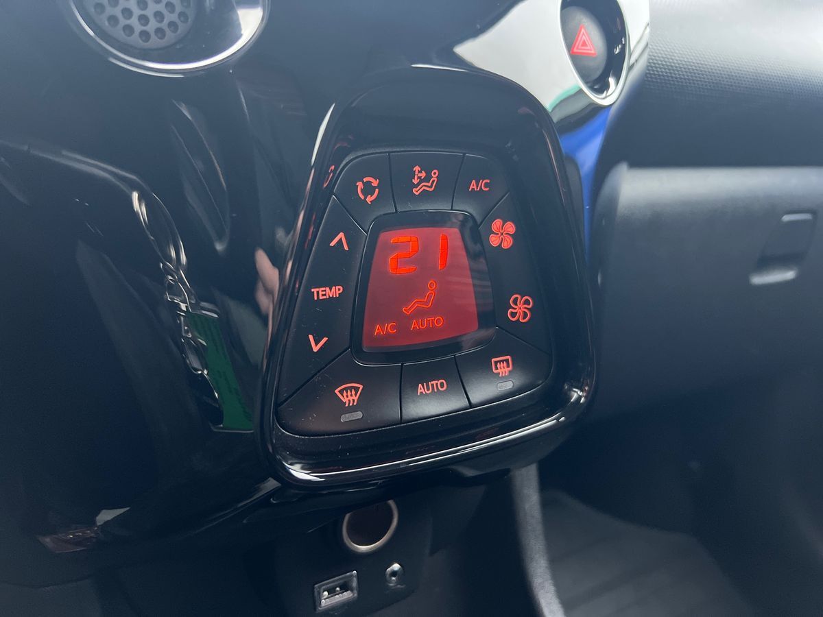 Billede af Citroën C1 1,0 VTi Sportline 72HK 5d